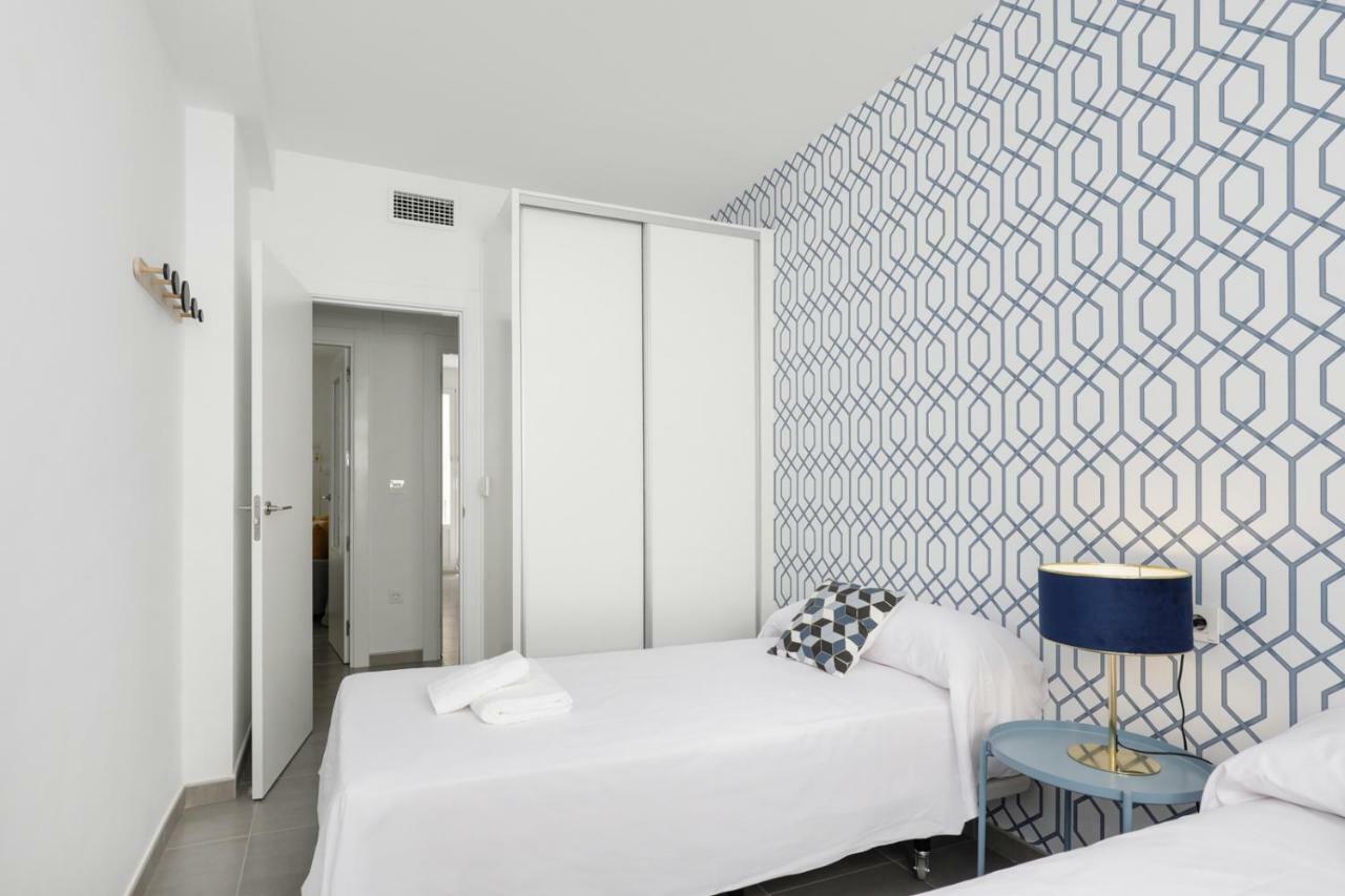Hi Room - Smart Apartments - He 1 Granada Luaran gambar