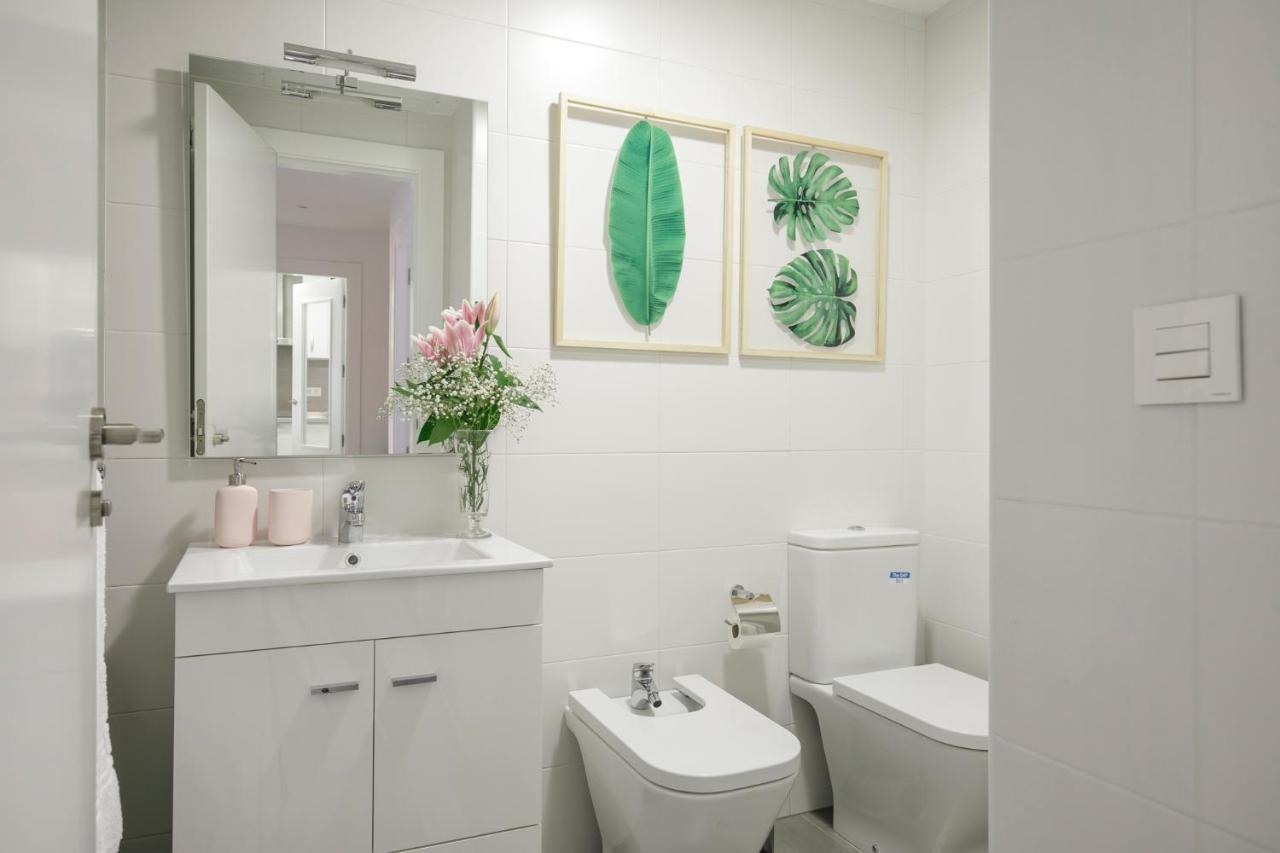 Hi Room - Smart Apartments - He 1 Granada Luaran gambar